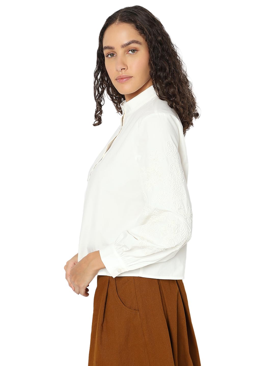 Women's Linen Solid Regular Fit T-Shirt - Image 3