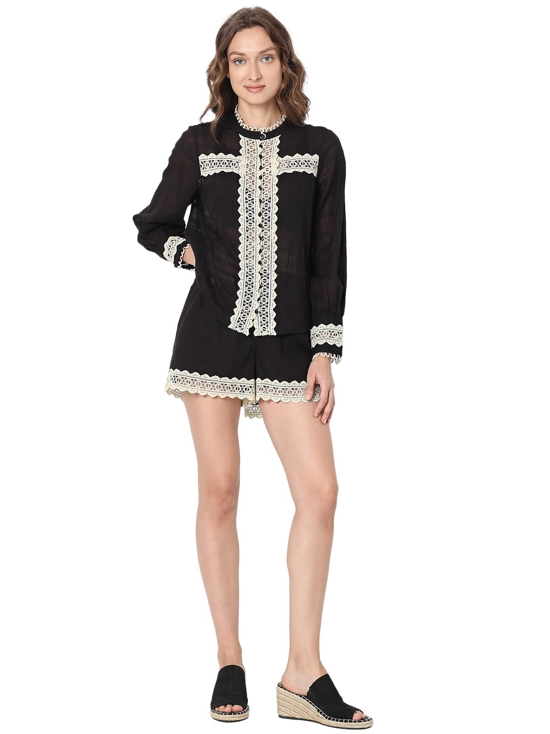 Women's Solid Regular Fit T-Shirt - Image 5