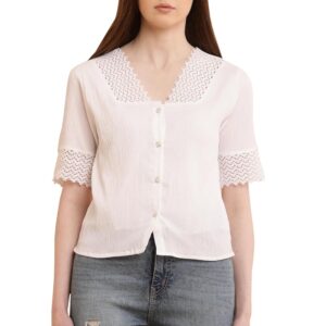 Women's Vintage-Inspired Lace Collar Blouse ? Puff Sleeve, Pearl Button, Textured Fabric Top