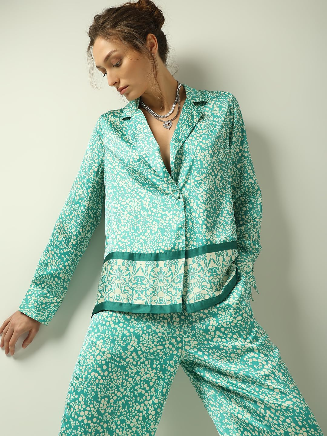 Women's Relaxed Blazer - Image 2